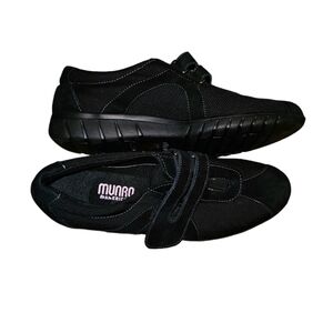 Munro | Black Loafers with Velcro Straps | Size 7.5 Narrow